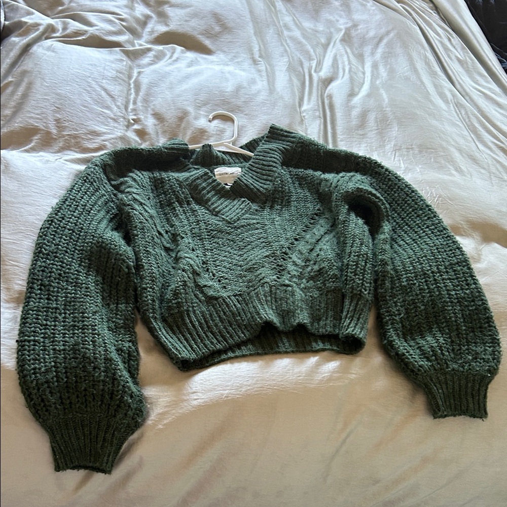 Cotton Candy Dark Green Cable V-Neck Sweater - Picture 3 of 4
